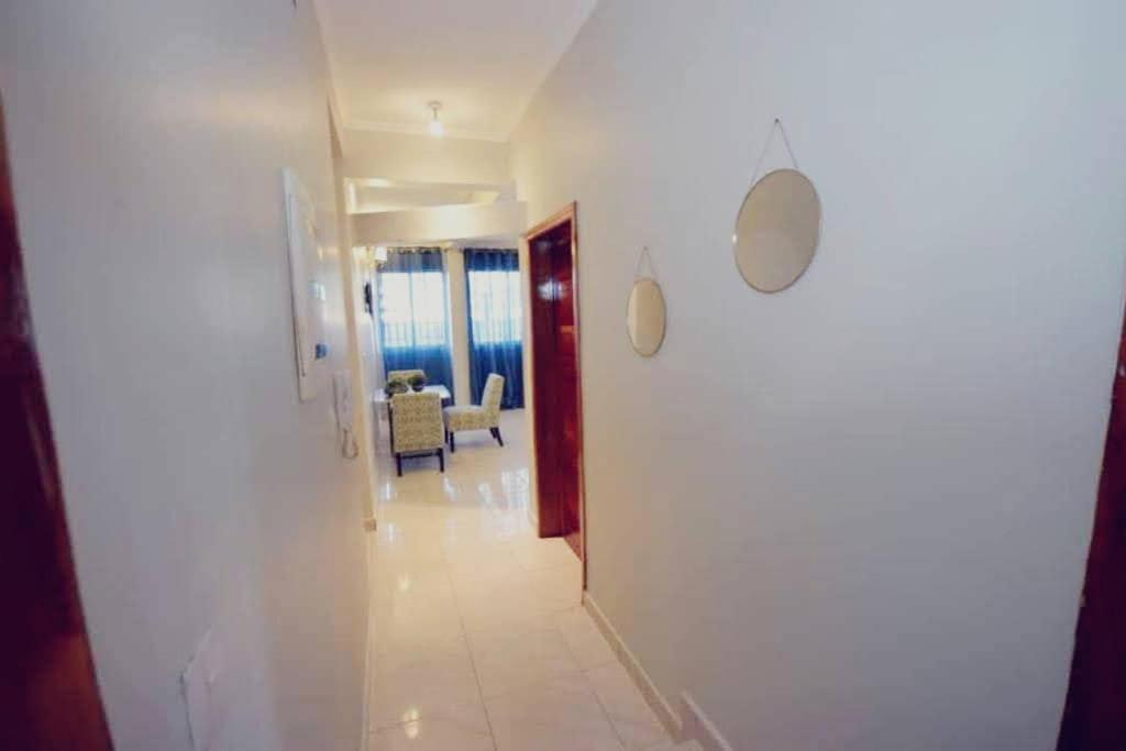 Stone House - Makepe, Douala Apart otel Dış mekan fotoğraf