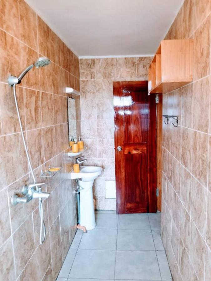 Stone House - Makepe, Douala Apart otel Dış mekan fotoğraf
