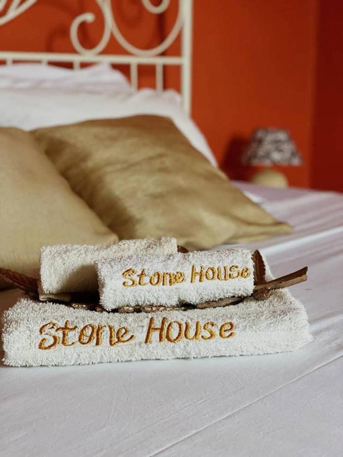 Stone House - Makepe, Douala Apart otel Dış mekan fotoğraf